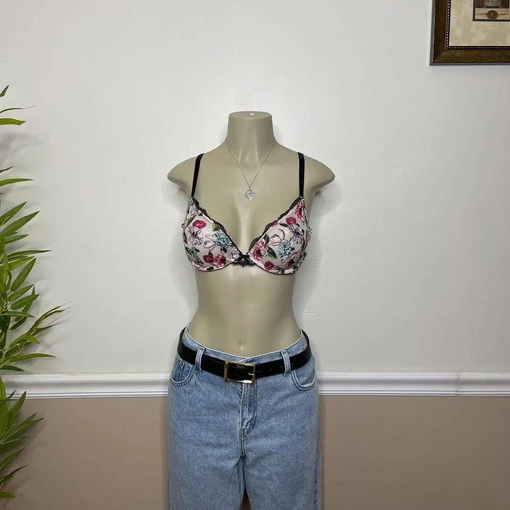 Victoria’s Secret Very Sexy Low Cut Embroidered Unlined Demi Bra - Picture 4 of 12